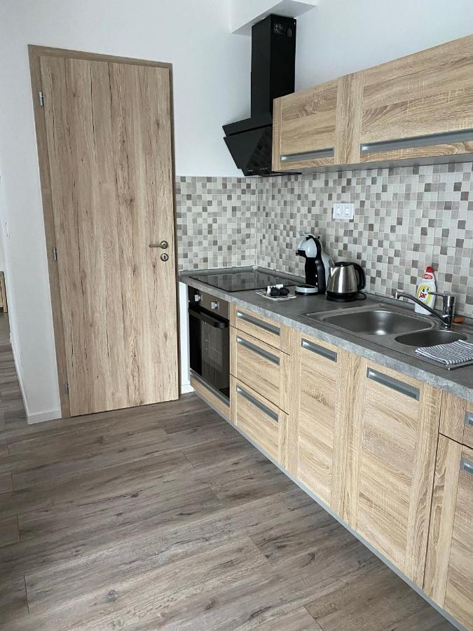 Paskom Apartmanhaz Nyergesujfalu Eksteriør bilde