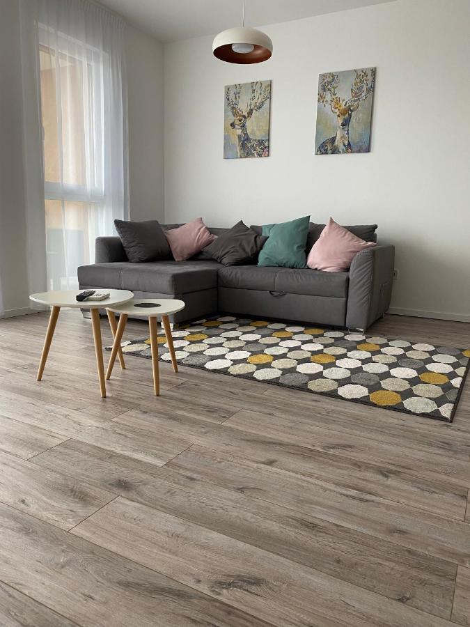 Paskom Apartmanhaz Nyergesujfalu Eksteriør bilde