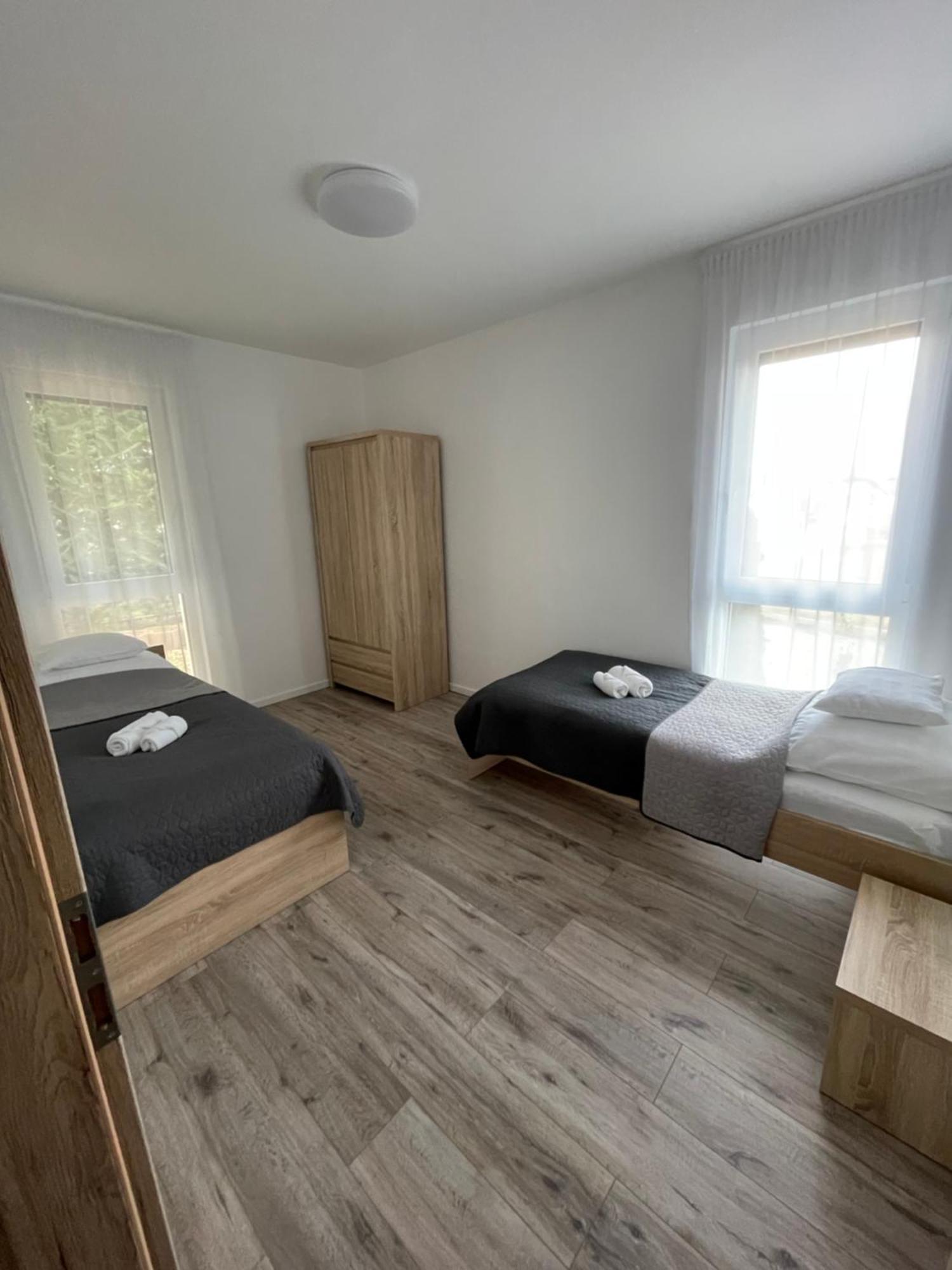 Paskom Apartmanhaz Nyergesujfalu Eksteriør bilde